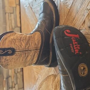 JUSTIN Gypsy leather cowboy boots! 7.5